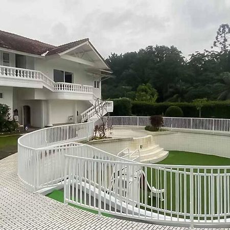Reddoorz Plus @ Megamendung Puncak 2 Bogor Eksteriør bilde