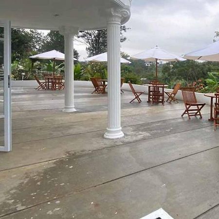 Reddoorz Plus @ Megamendung Puncak 2 Bogor Eksteriør bilde
