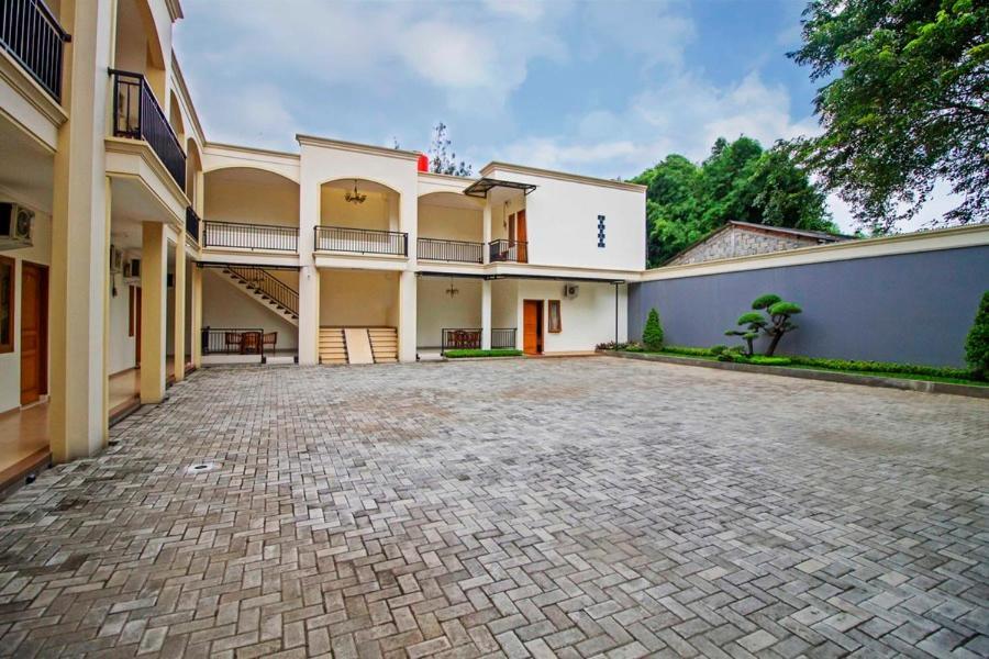 Reddoorz Plus @ Megamendung Puncak 2 Bogor Eksteriør bilde